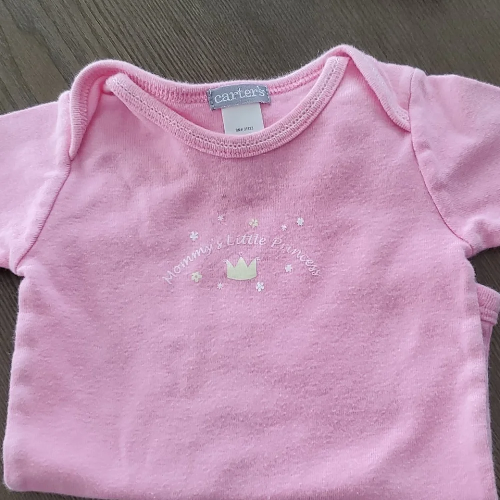 Carter's 6 month Bundle - Picture 6 of 8